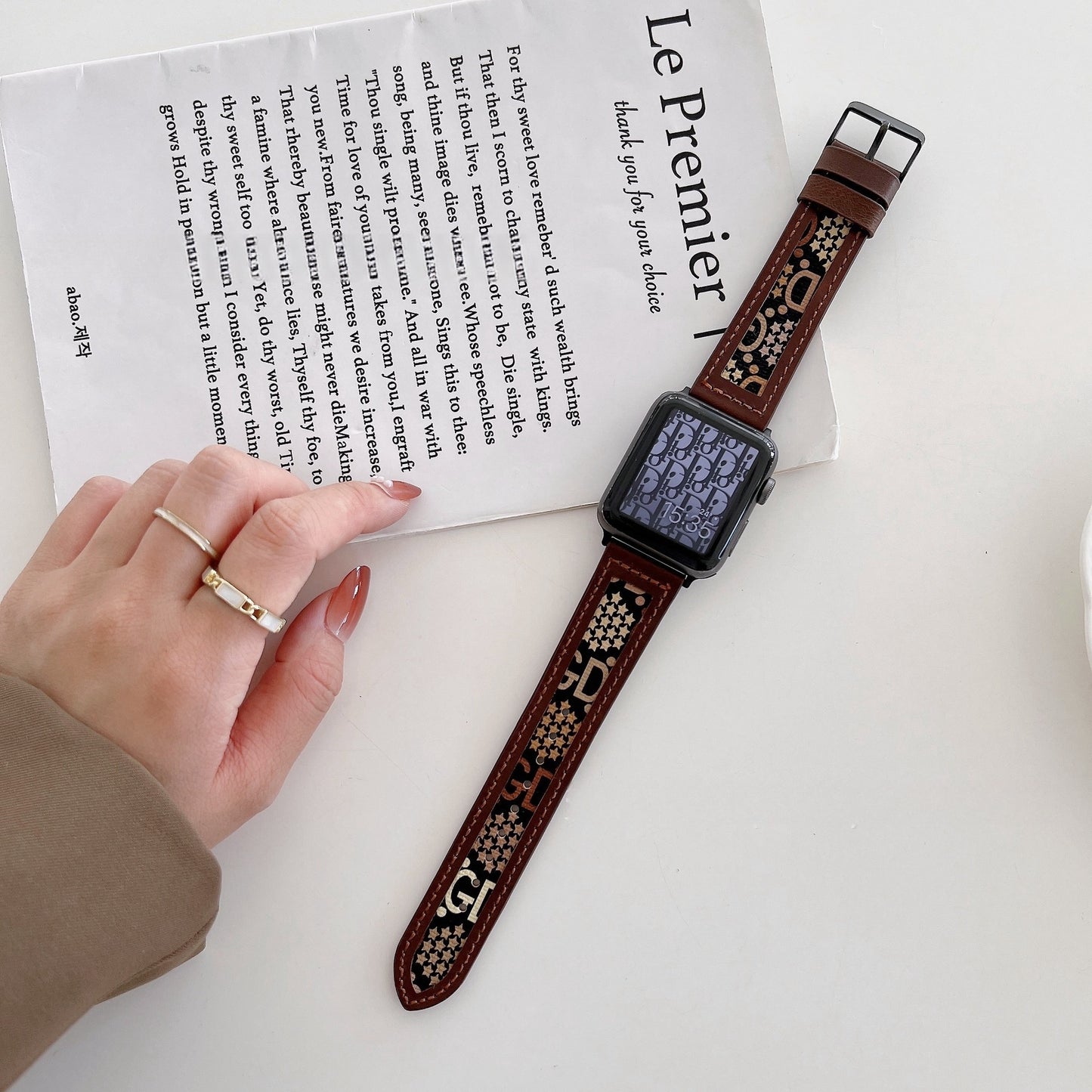 Knitted GD Hollow Leather Band Watch – Fits with Apple Models (38/40/41mm, 42/44/45/49mm, 22mm)