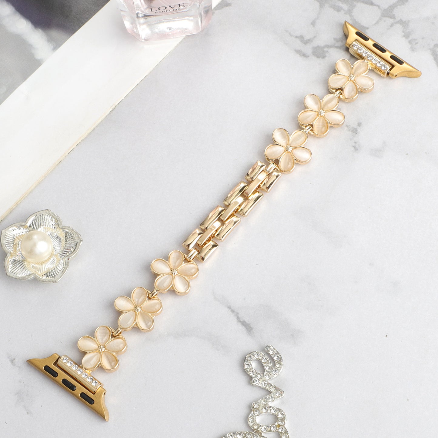 Parthenocissus Grass Metal Chain Strap