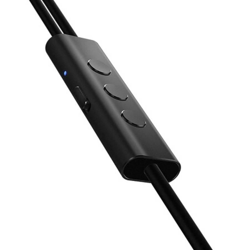 Comfortable in-ear USB-C earbuds with mic for everyday tasks