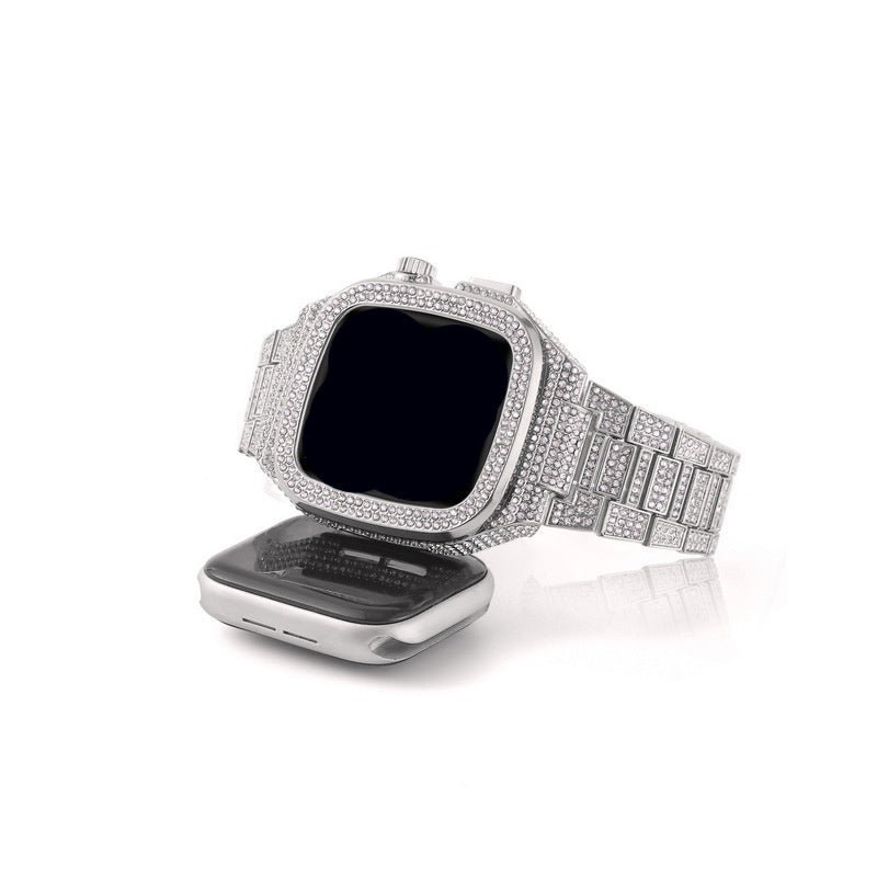 Elegant diamond metal strap for smartwatch, fashion accessory