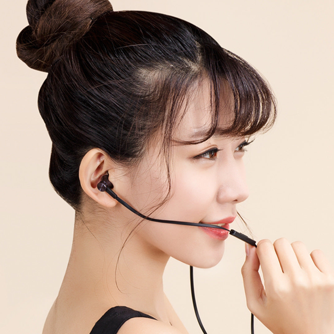 Piston-style USB-C in-ear earphones with industrial design